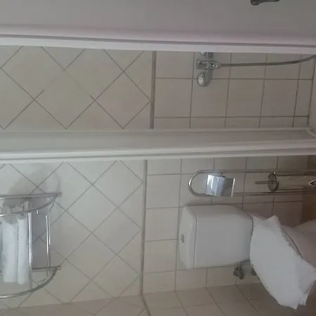 Albergue Marina *